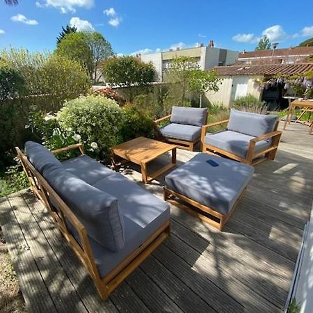 Maison Centre Ville Avec Jardin , Terrasse, Et Garage Velos ลาโรแชล ภายนอก รูปภาพ